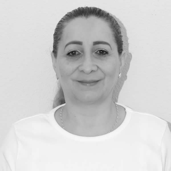 Viviana Estrada - Foret-Heliconia Técnica de limpieza en Foret Madrid. Empresa de Jardinería, conserjería y limpieza