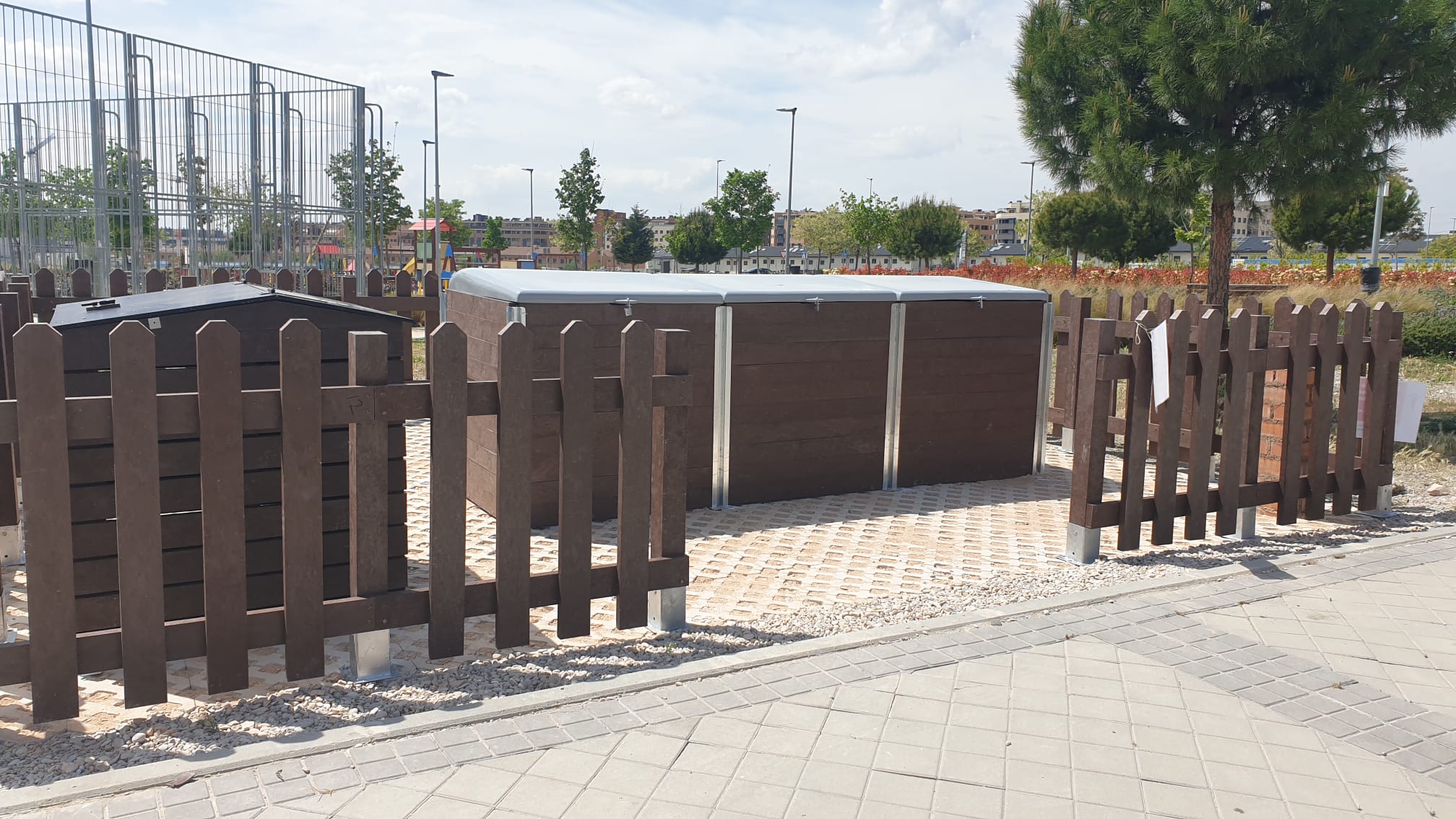 Instalación de 4 nuevas áreas de compostaje comunitario en Rivas Vaciamadrid